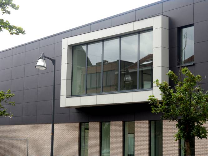 Окно для офисного центра Окно для офисного центра