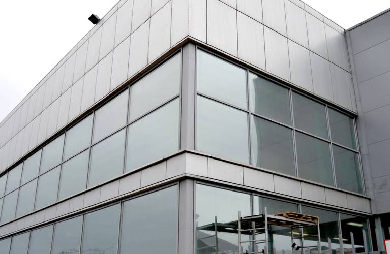 Остекление в производственном здании Остекление в производственном здании